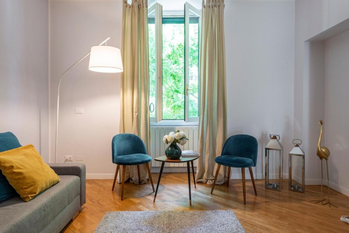 Luxury Design In Brera District - B * Milan