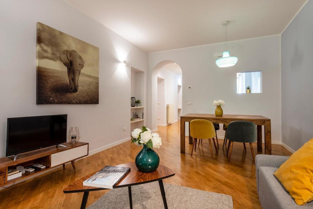 Apartment Luxury Design In Brera District - B